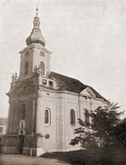Kostel sv.Antonna kolem roku 1902. "CECHNER - SOUPIS PAMTEK V OKRESU KRLOVHRADECKM, V PRAZE 1904"